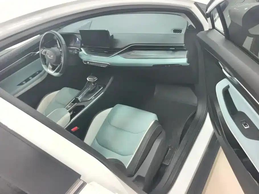 Geely Emgrand S 2022 1.4T CVT Crossover Player Edition — миниатюра 8