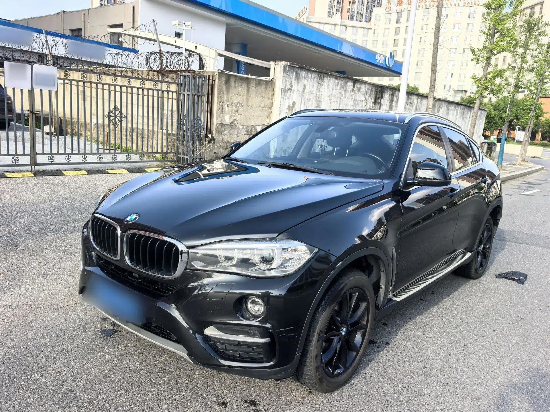 BMW X6 2015 xDrive35i Leading Model — миниатюра 1