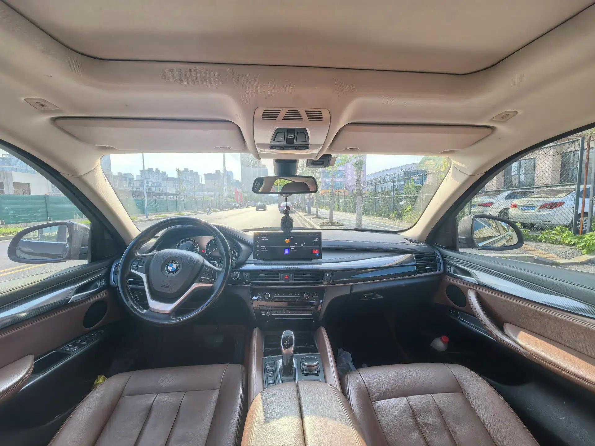 BMW X6 2015 xDrive35i Leading Model — миниатюра 33