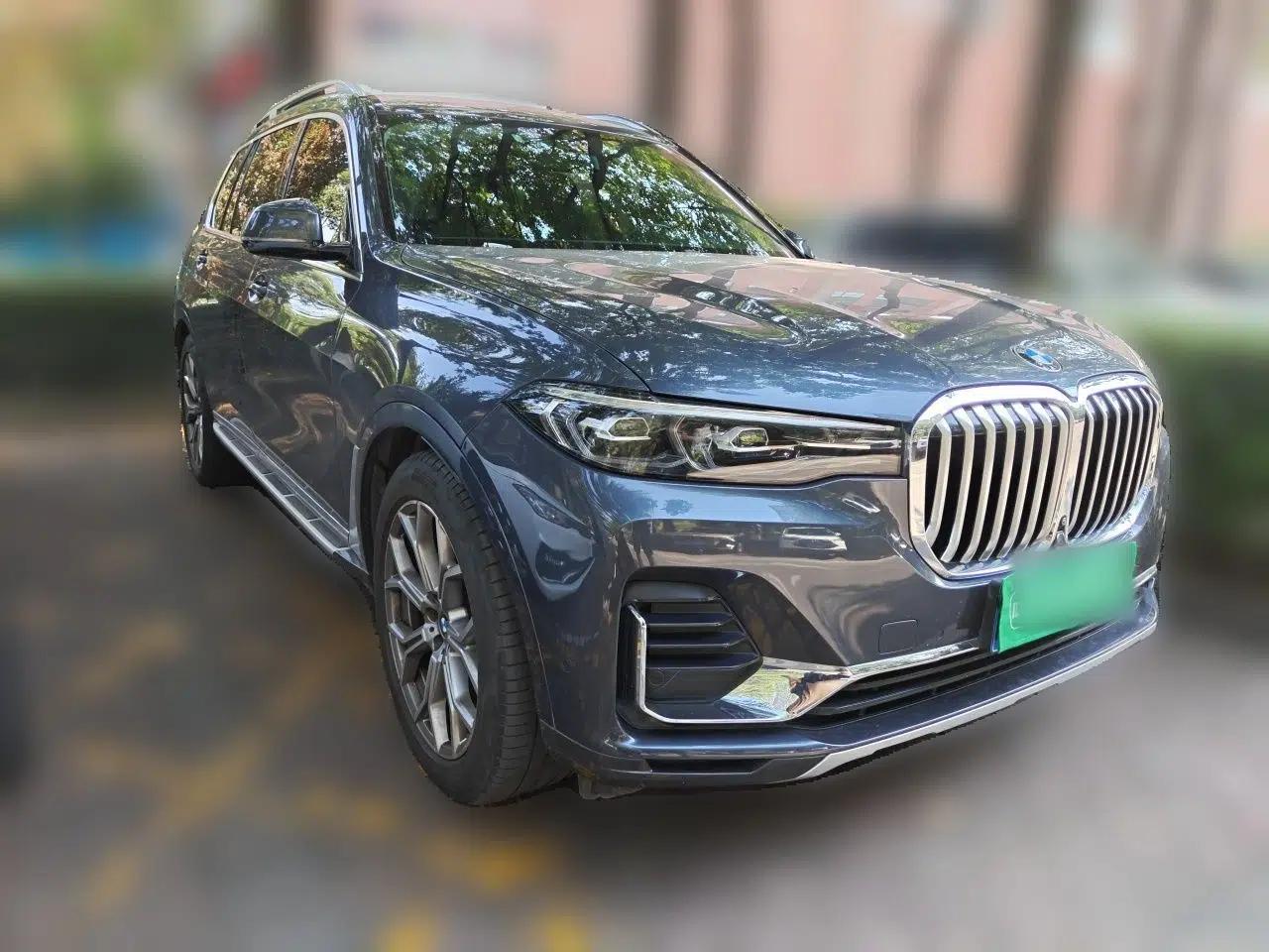 BMW X7 2020 xDrive40i Luxury Package with Leading Features — миниатюра 3