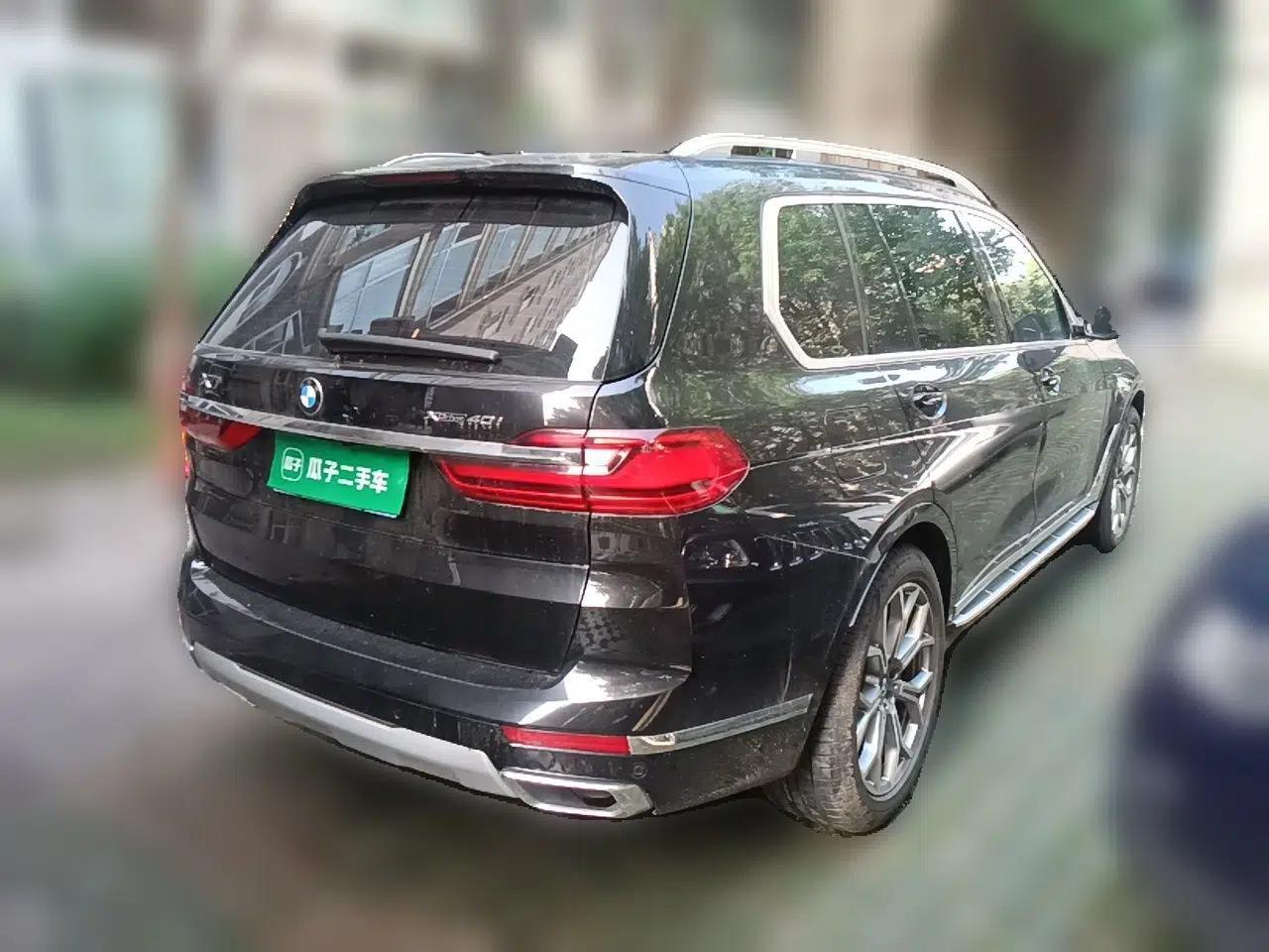 BMW X7 2020 xDrive40i Luxury Package with Premium Features — миниатюра 6