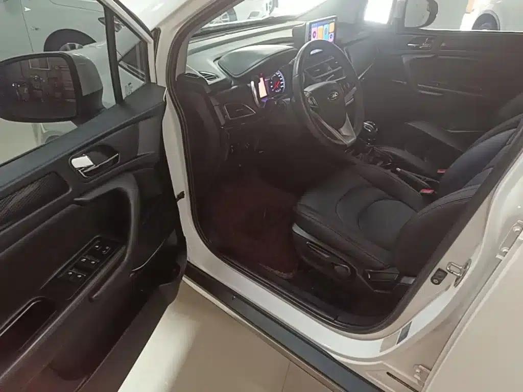 Refine S3 2017 1.5L Manual Deluxe Edition — миниатюра 16