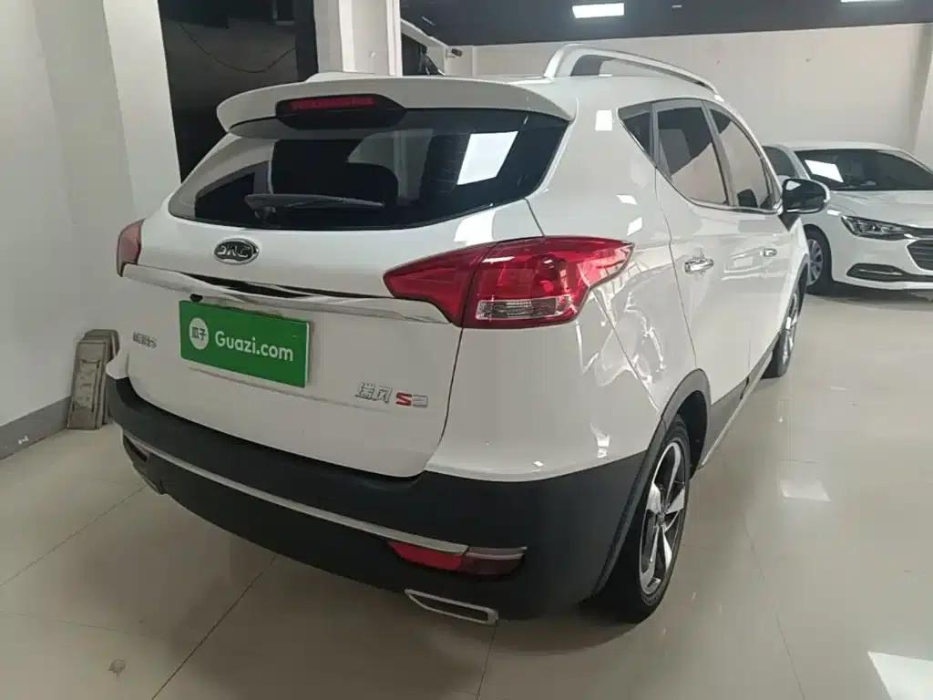 Refine S3 2017 1.5L Manual Deluxe Edition — миниатюра 7