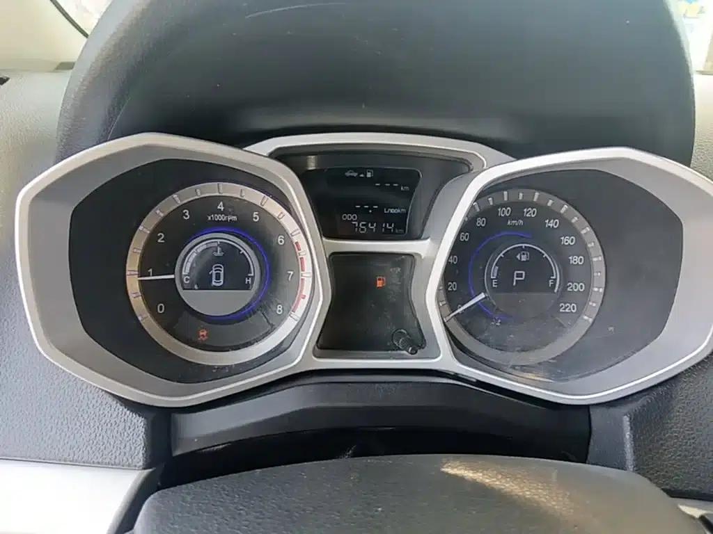 Refine S3 2016 1.5L CVT Luxury Intelligent Model — миниатюра 12