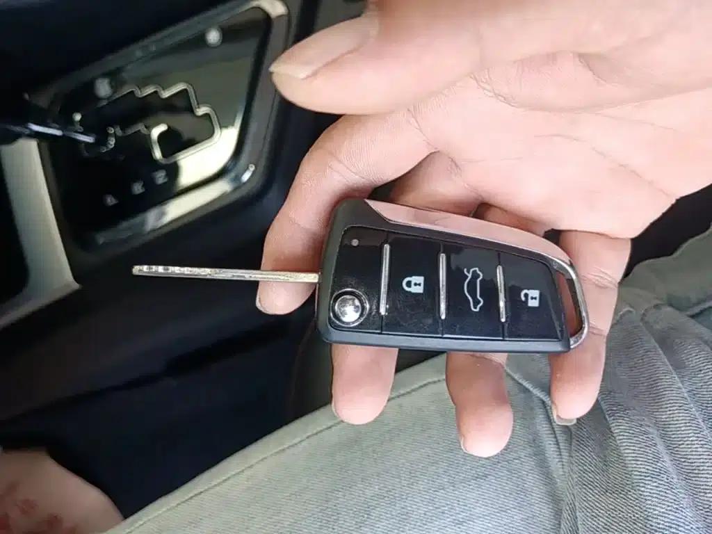 Refine S3 2016 1.5L CVT Luxury Intelligent Model — миниатюра 9