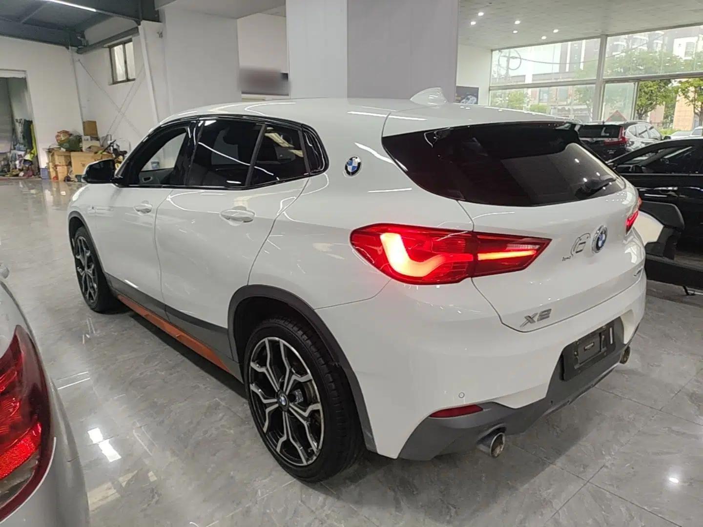 BMW X2 2018 sDrive25i Luxury M Sport Package China V Emission Standard — миниатюра 4