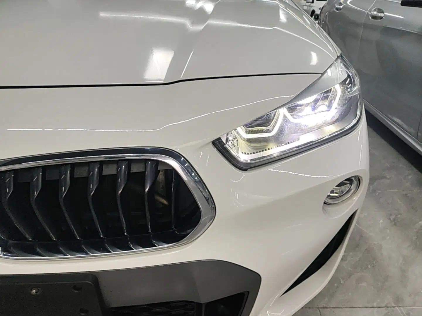 BMW X2 2018 sDrive25i Luxury M Sport Package China V Emission Standard — миниатюра 8