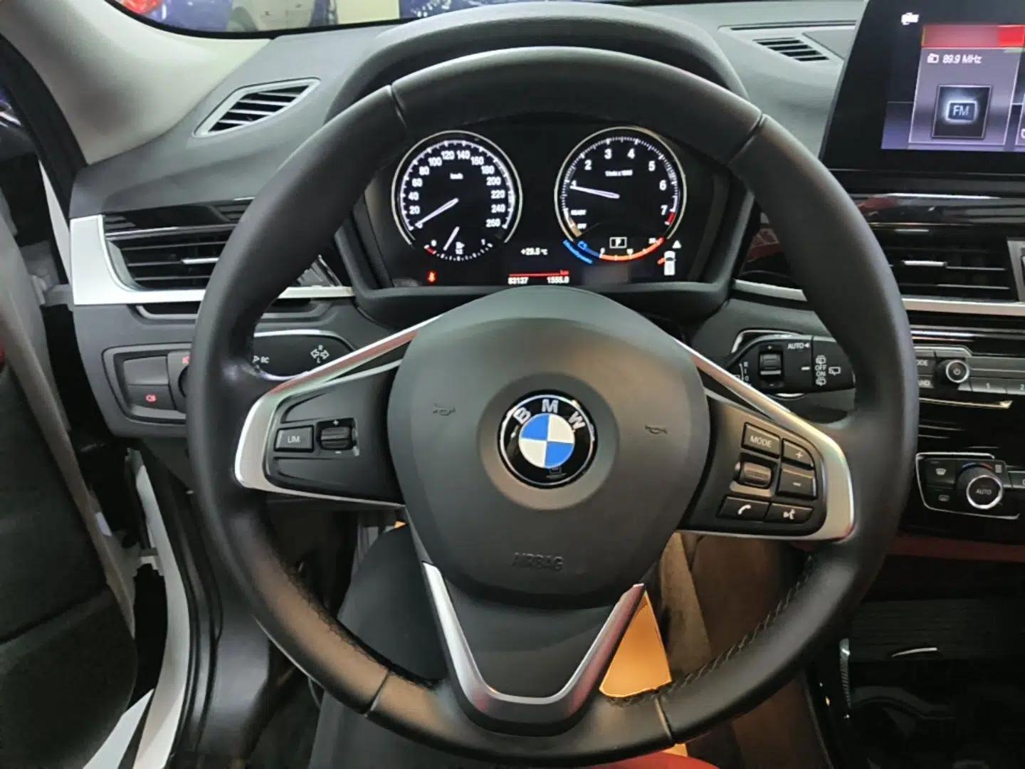 BMW X2 2021 sDrive20i M Sport Package — миниатюра 13