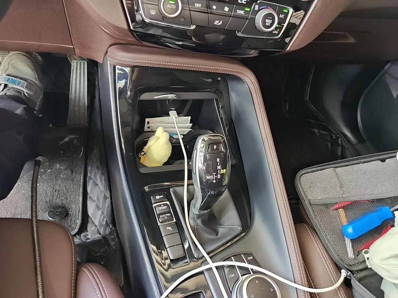 BMW X2 2022 sDrive25i M Sport Package — миниатюра 14