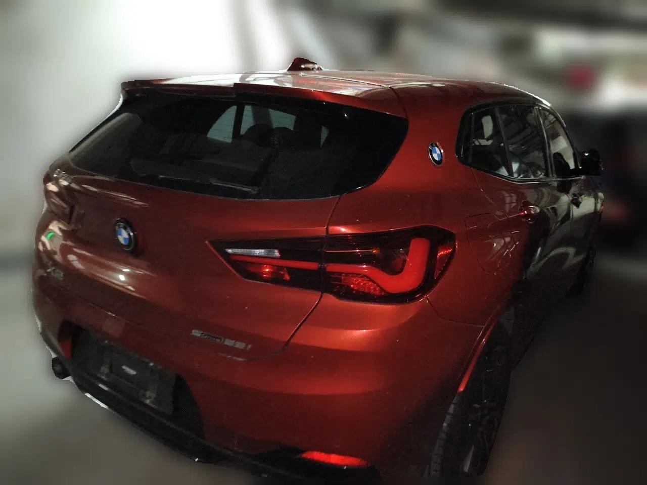 BMW X2 2022 sDrive25i Midnight Edition — миниатюра 6
