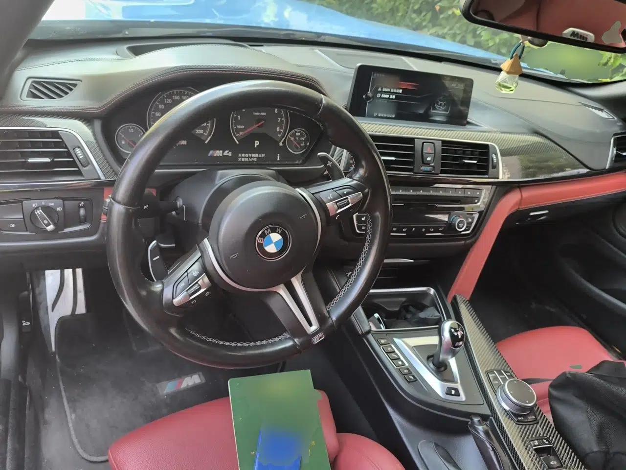 BMW M4 2017 M4 Convertible Sports Coupe — миниатюра 10