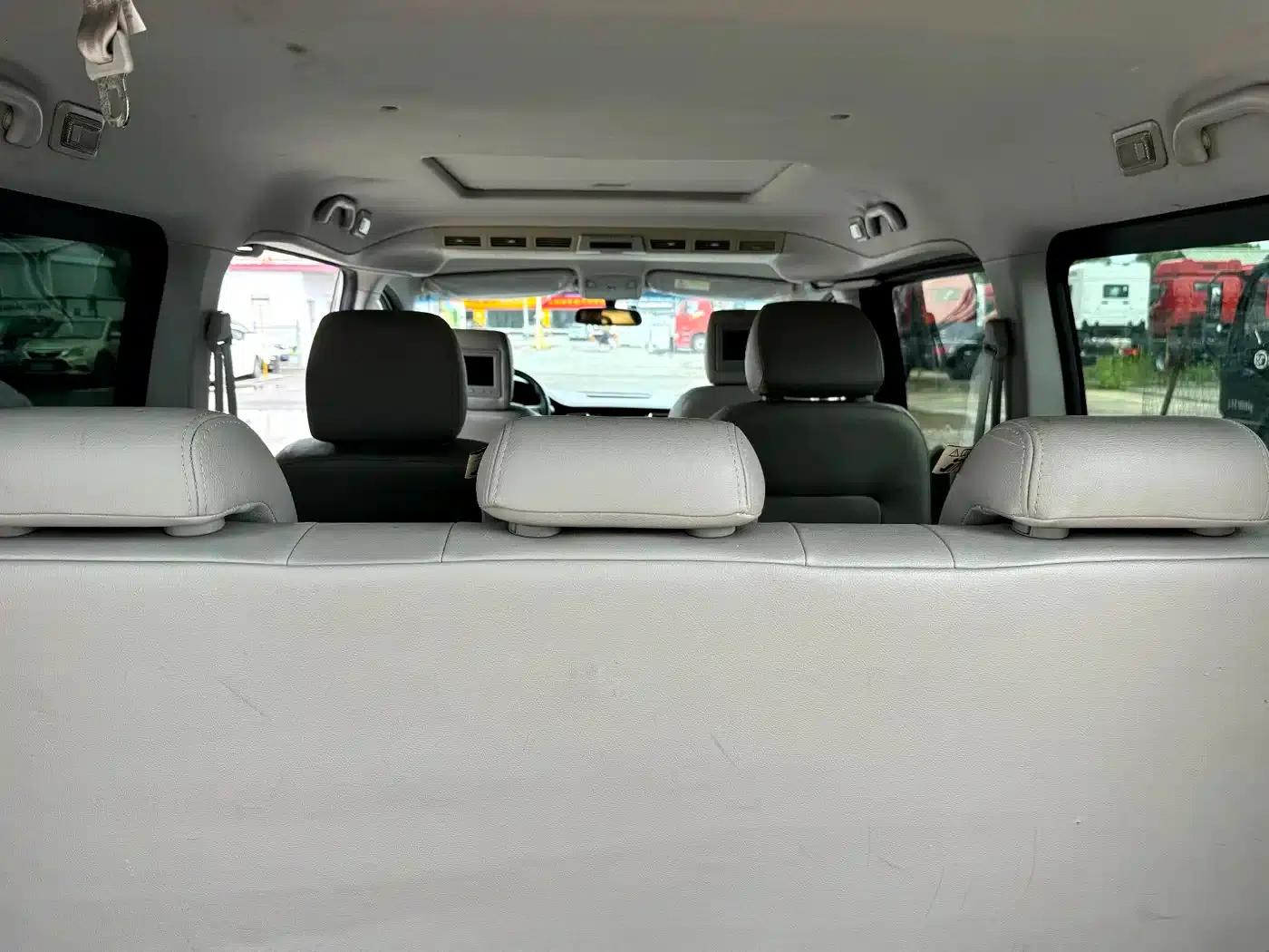 Refine M5 2014 Colorful Travel 2.0T Gasoline Manual Executive Edition — миниатюра 14