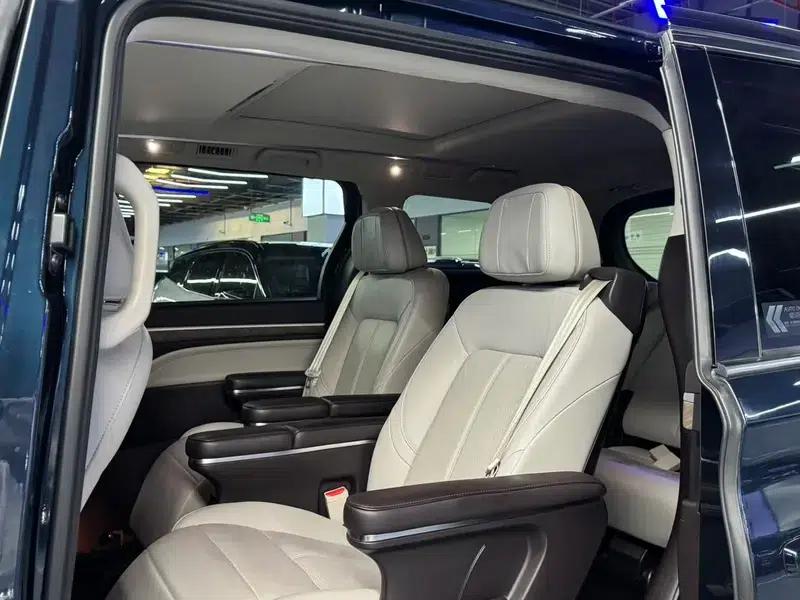 Trumpchi M8 2021 Leading Series 390T Luxury Edition — миниатюра 15