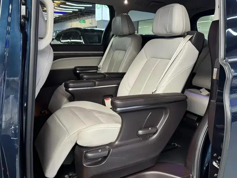 Trumpchi M8 2021 Leading Series 390T Luxury Edition — миниатюра 17