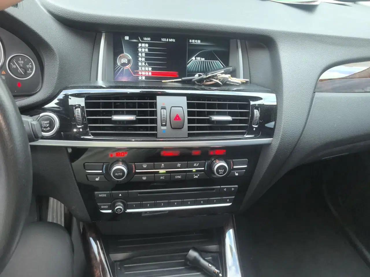 BMW X4 2014 xDrive20i X Design Package — миниатюра 13