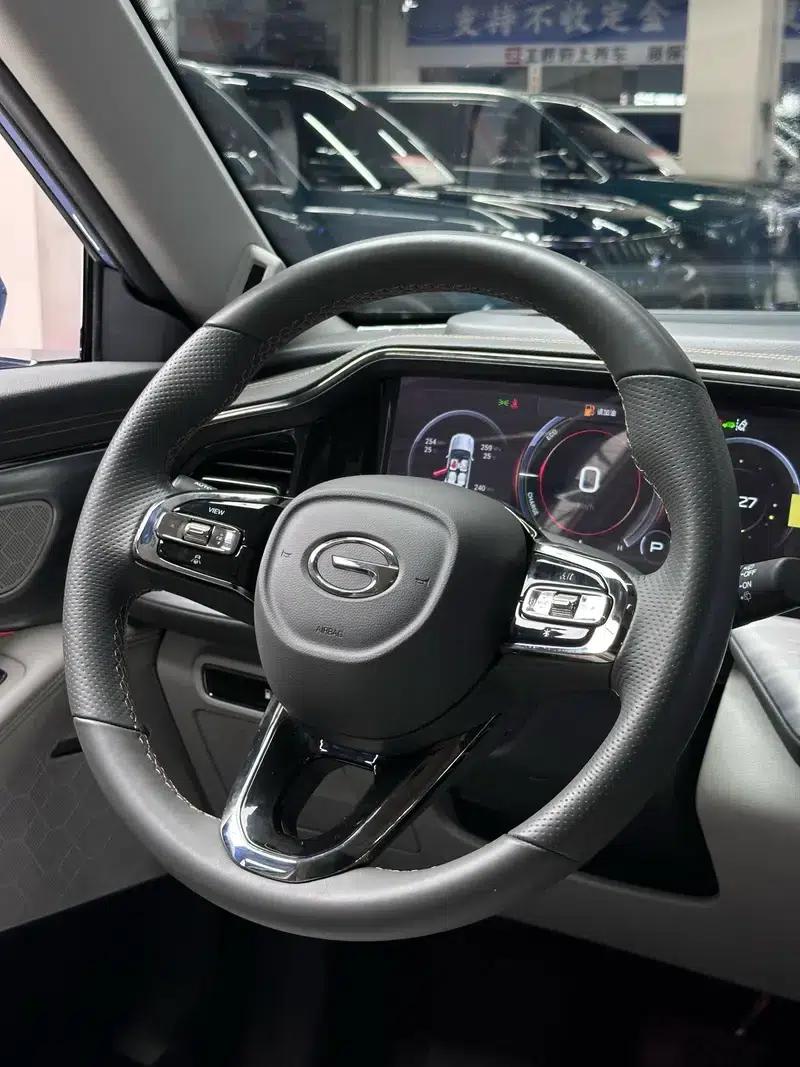 Trumpchi GS8 2022 Dual Engine Series 2.0TM Hybrid 2WD Premium Edition 6-Seater — миниатюра 14