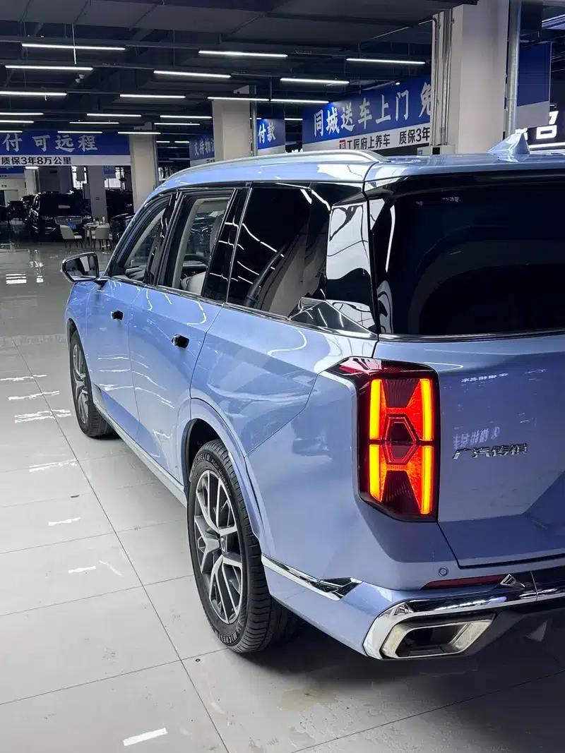 Trumpchi GS8 2022 Dual Engine Series 2.0TM Hybrid 2WD Premium Edition 6-Seater — миниатюра 4