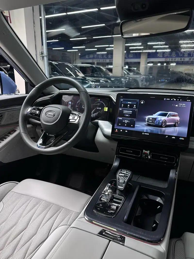 Trumpchi GS8 2022 Dual Engine Series 2.0TM Hybrid 2WD Premium Edition 6-Seater — миниатюра 33