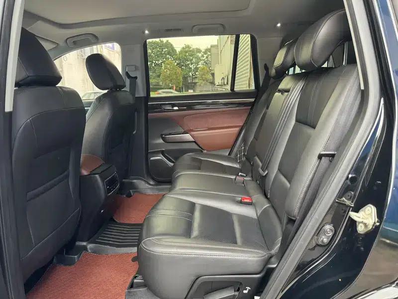 Trumpchi GS8 2017 320T 2WD Luxury Intelligent Connected Edition 7-Seater — миниатюра 16