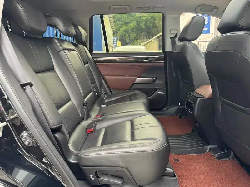 Trumpchi GS8 2017 320T 2WD Luxury Intelligent Connected Edition 7-Seater — миниатюра 21