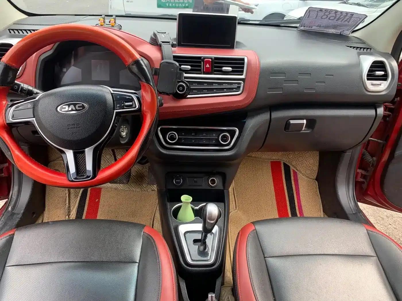 JAC iEV6E 2018 Upgraded Version iEV6E Luxury Intelligent Edition — миниатюра 6