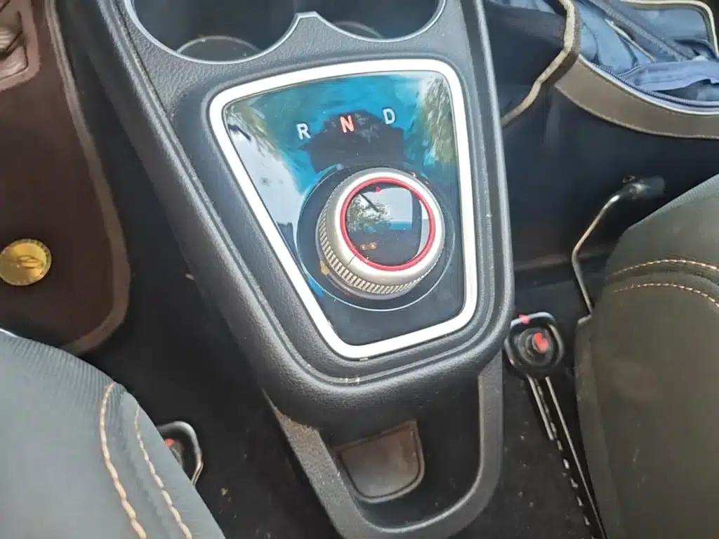 JAC iEV6E 2019 Youth Edition iEV6E Luxury Model — миниатюра 14