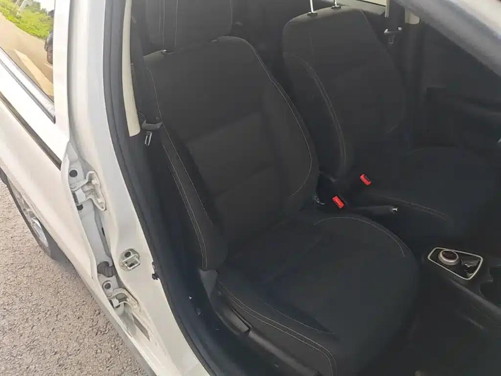 JAC iEV6E 2019 Youth Edition iEV6E Luxury Model — миниатюра 25