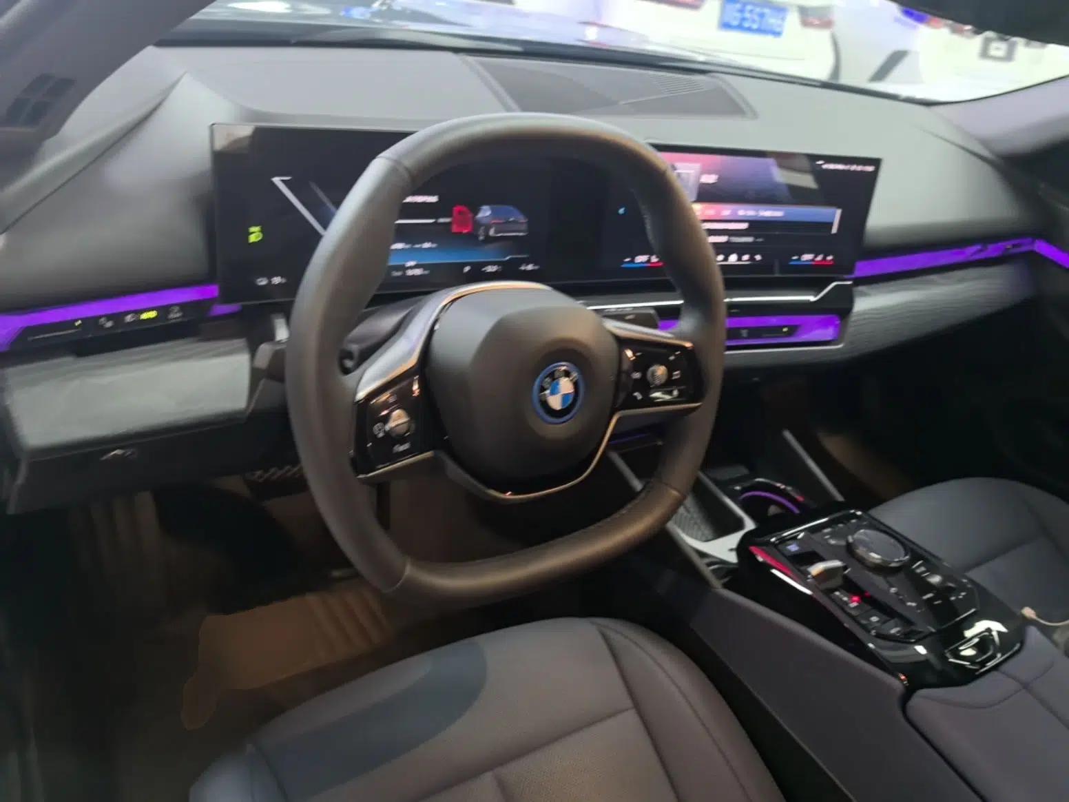 BMW i5 2024 eDrive 35L Prestige Luxury Package — миниатюра 13