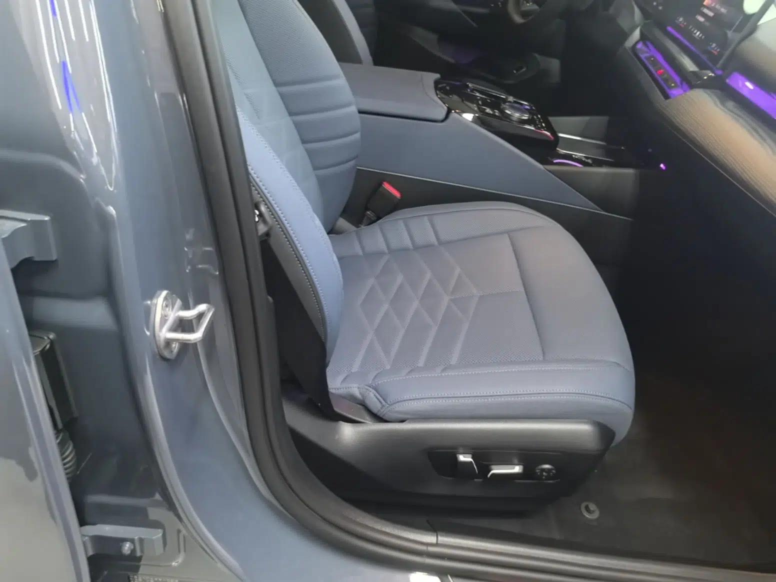 BMW i5 2024 eDrive 35L Prestige Luxury Package — миниатюра 19