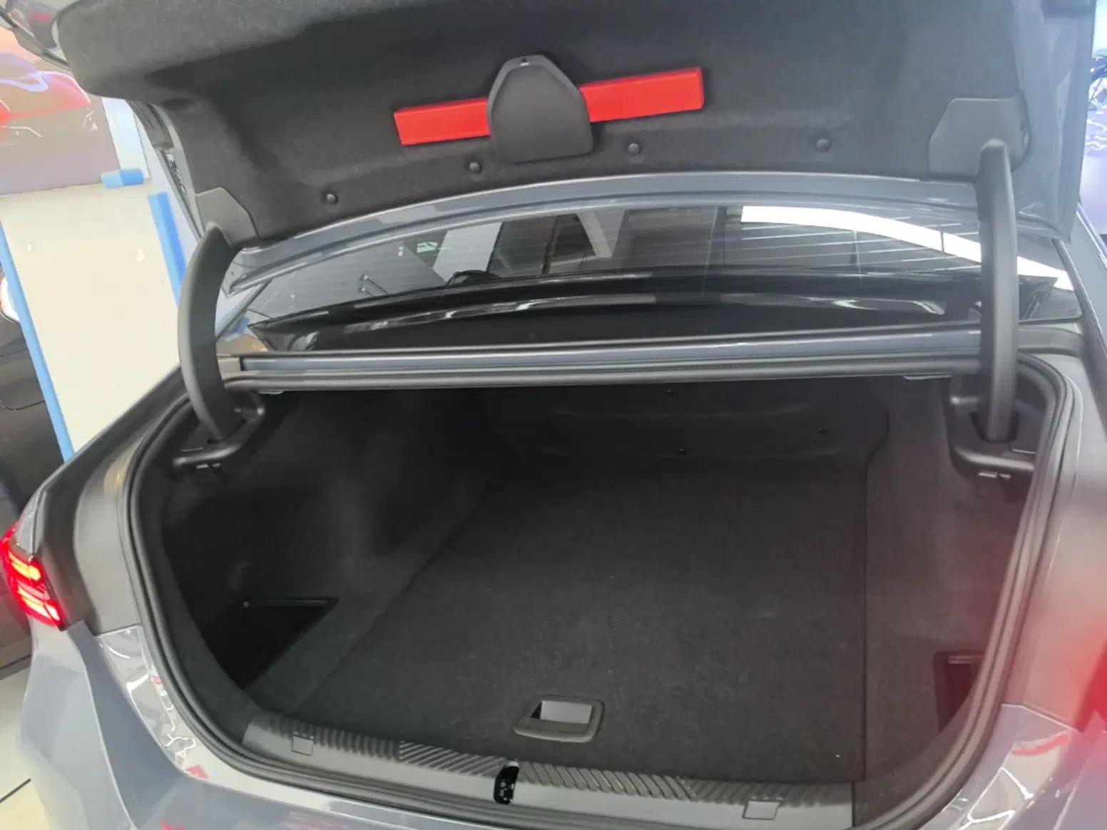 BMW i5 2024 eDrive 35L Prestige Luxury Package — миниатюра 22
