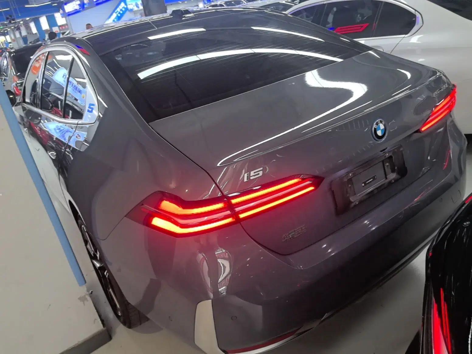 BMW i5 2024 eDrive 35L Prestige Luxury Package — миниатюра 4