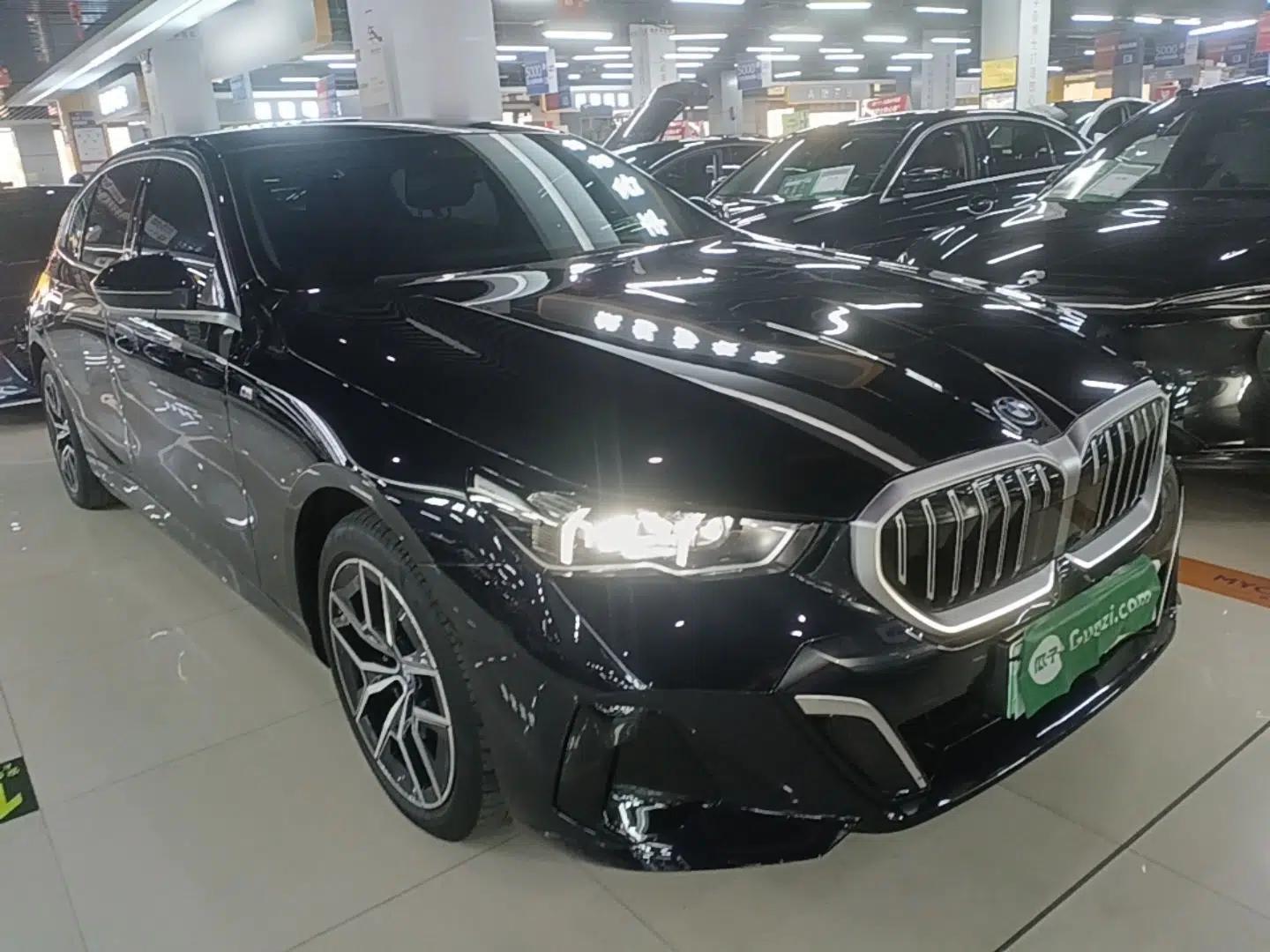 BMW i5 2024 eDrive 35L M Sport Package — миниатюра 3