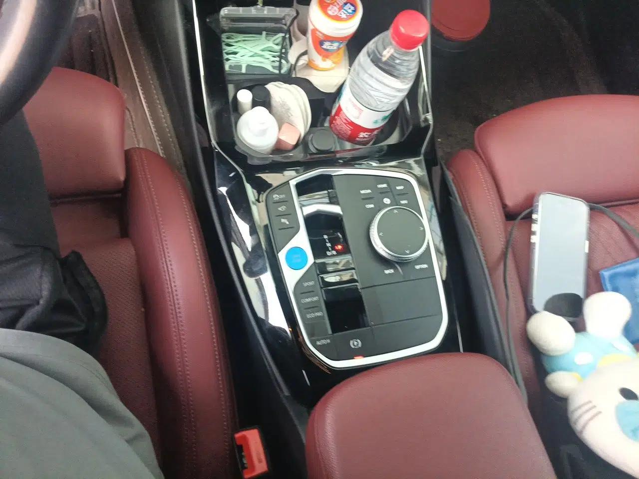 BMW iX3 2022 Updated Leading Type — миниатюра 14