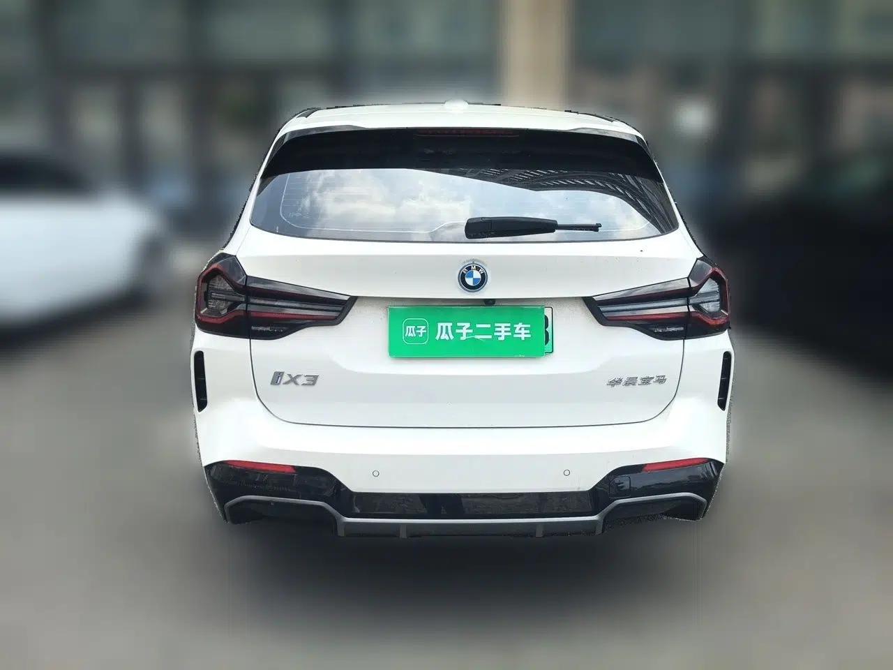 BMW iX3 2022 Updated Leading Type — миниатюра 5