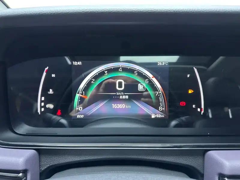 Trumpchi M6 2025 MAX 270T WDCT Luxury Edition — миниатюра 15