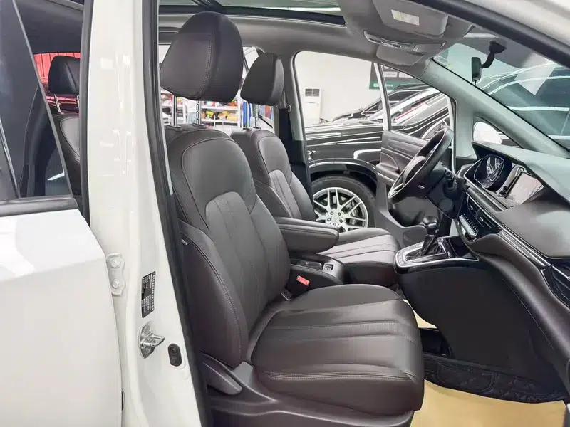 Trumpchi M6 2019 270T Automatic Premium Edition 6-seater National V Emission Standard — миниатюра 20