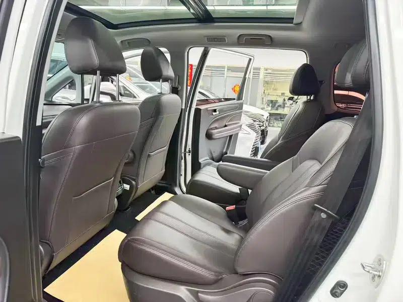 Trumpchi M6 2019 270T Automatic Premium Edition 6-seater National V Emission Standard — миниатюра 21
