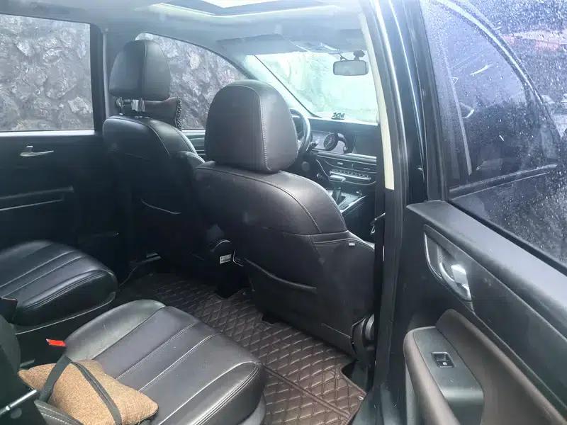 Trumpchi M6 2019 270T Automatic Premium Edition 7-seater National V Emission Standard — миниатюра 8