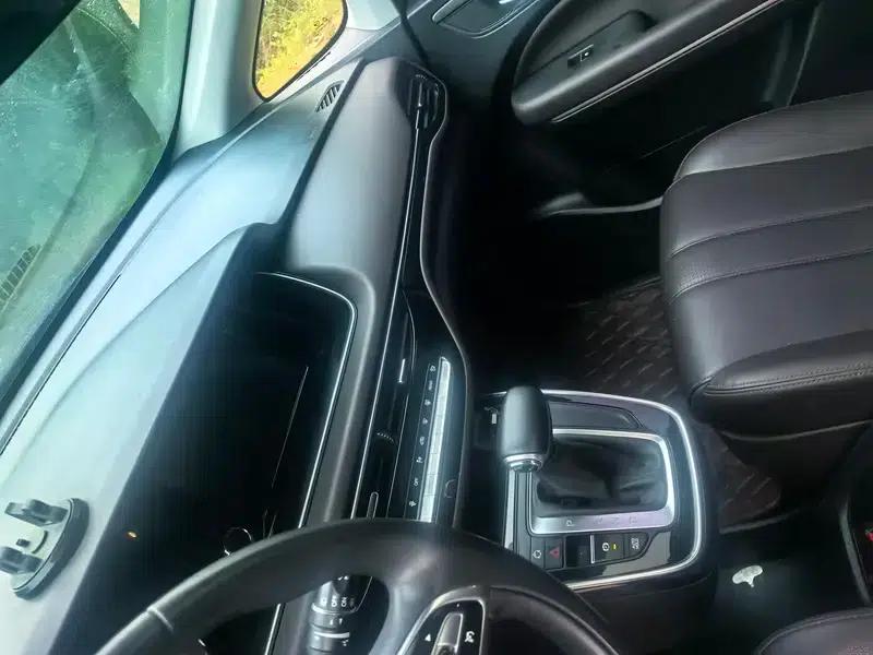 Trumpchi M6 2019 270T Automatic Premium Edition 7-seater National V Emission Standard — миниатюра 9