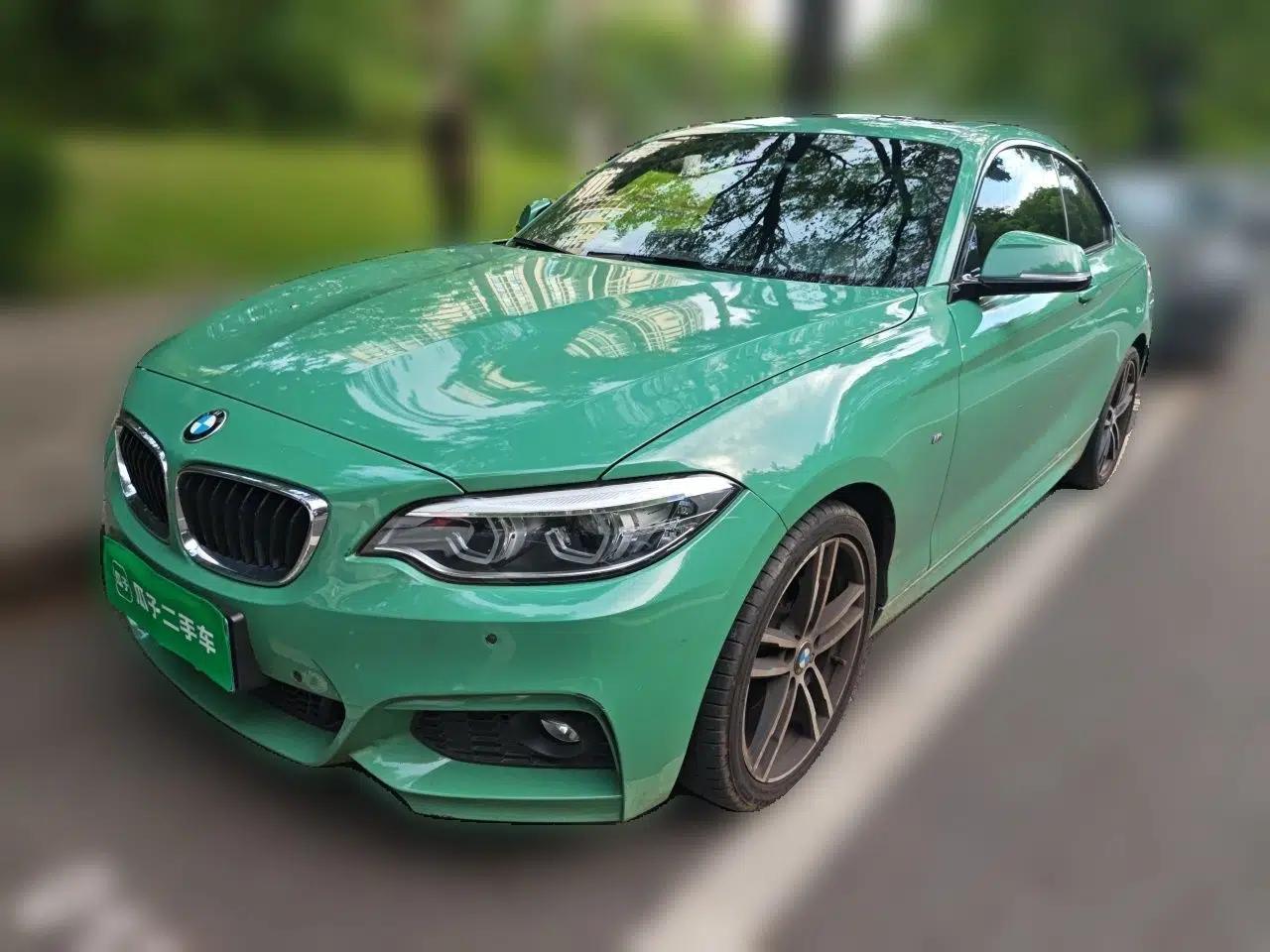 BMW 2 Series 2018 225i Luxury Model with M Sport Package — миниатюра 1