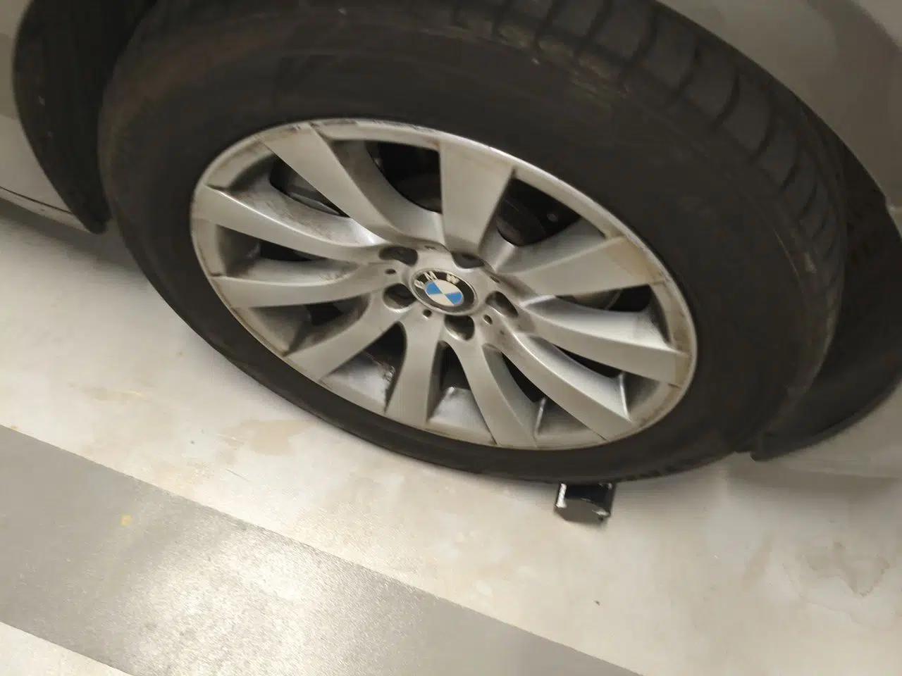 BMW 5 Series GT 2013 535i Leading Model — миниатюра 8