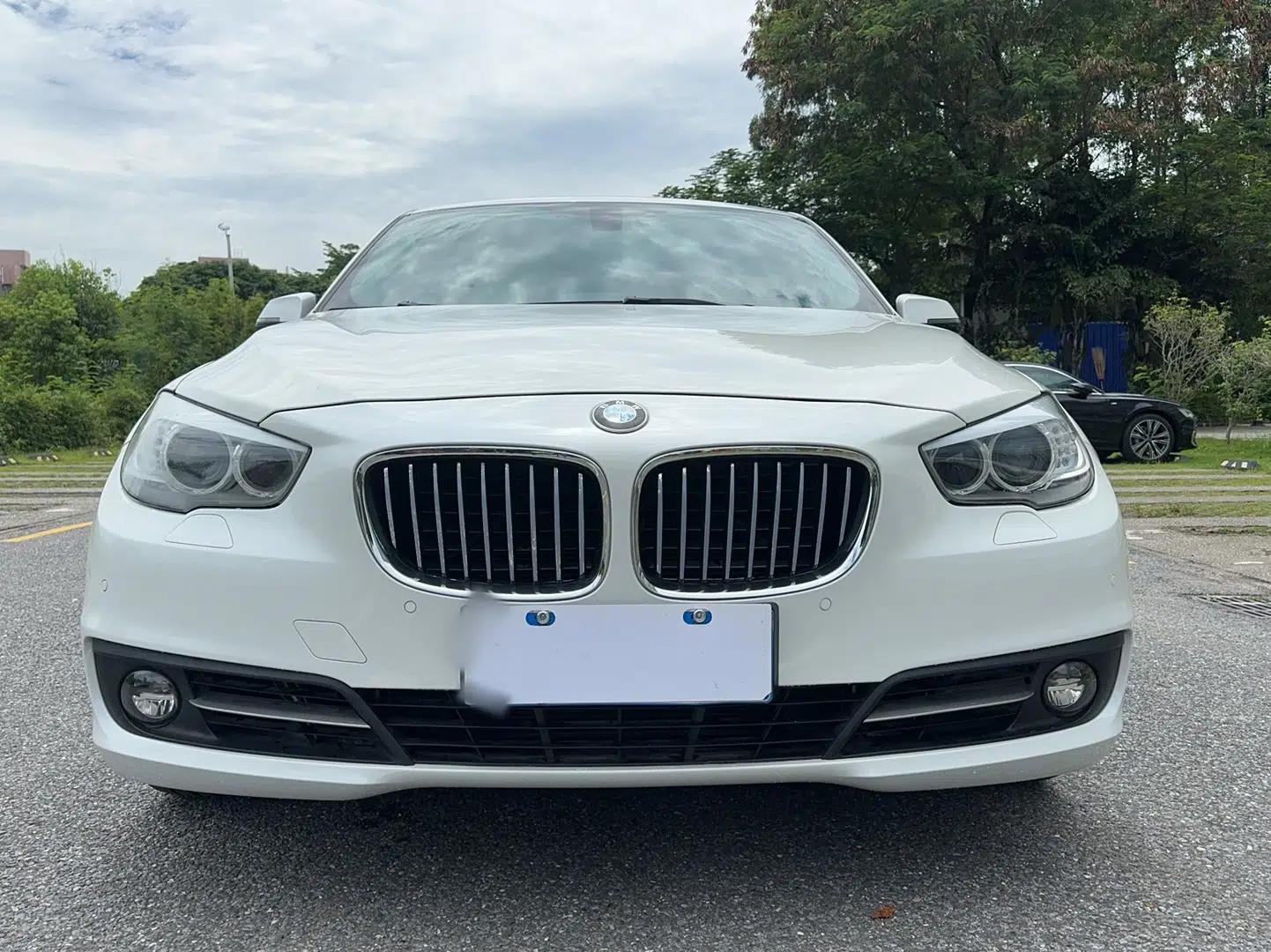 BMW 5 Series GT 2015 528i Leading Model — миниатюра 2