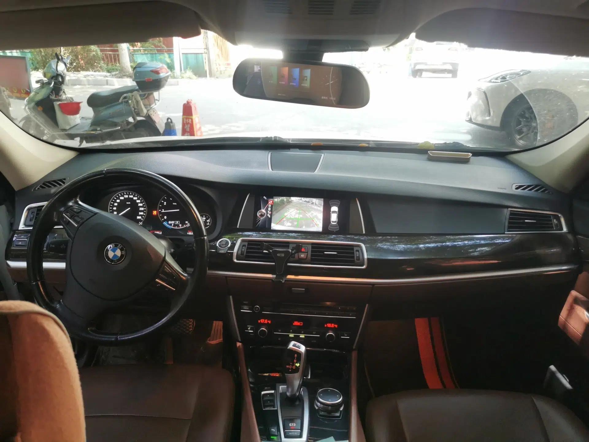 BMW 5 Series GT 2014 528i Leading Model — миниатюра 9