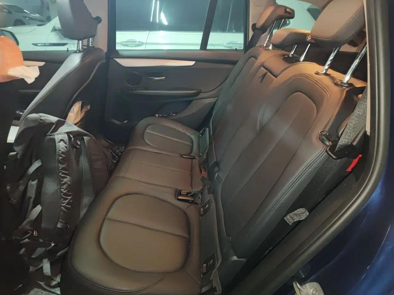 BMW 2 Series Gran Tourer 2018 220i Leading Model — миниатюра 14