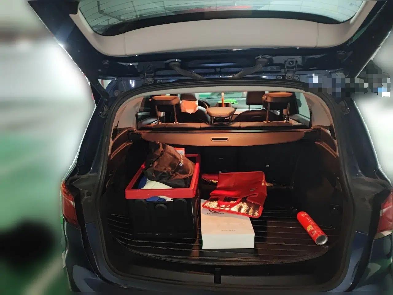BMW 2 Series Gran Tourer 2018 220i Leading Model — миниатюра 16