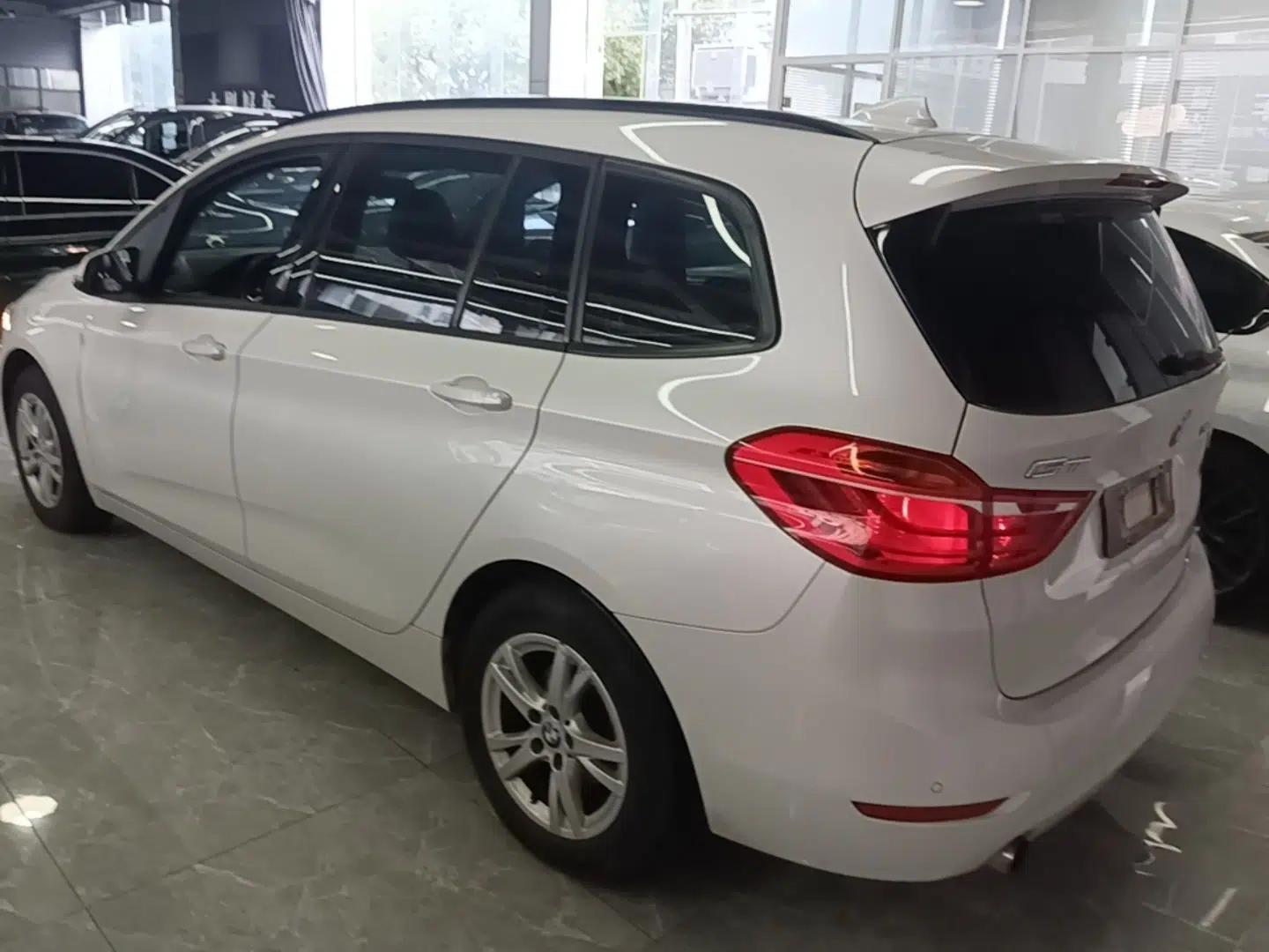 BMW 2 Series Gran Tourer 2015 218i Leading Model — миниатюра 4