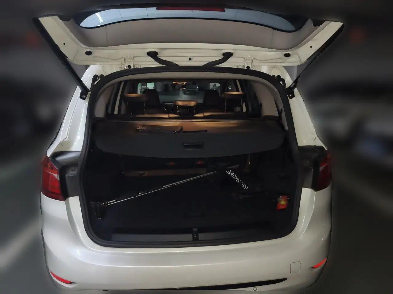 BMW 2 Series Gran Tourer 2015 218i Sports Design Package — миниатюра 19