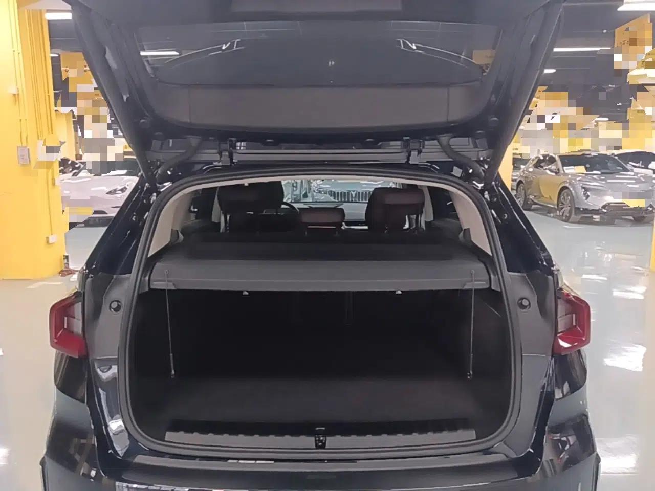 BMW iX1 2023 eDrive25L X Design Package — миниатюра 27