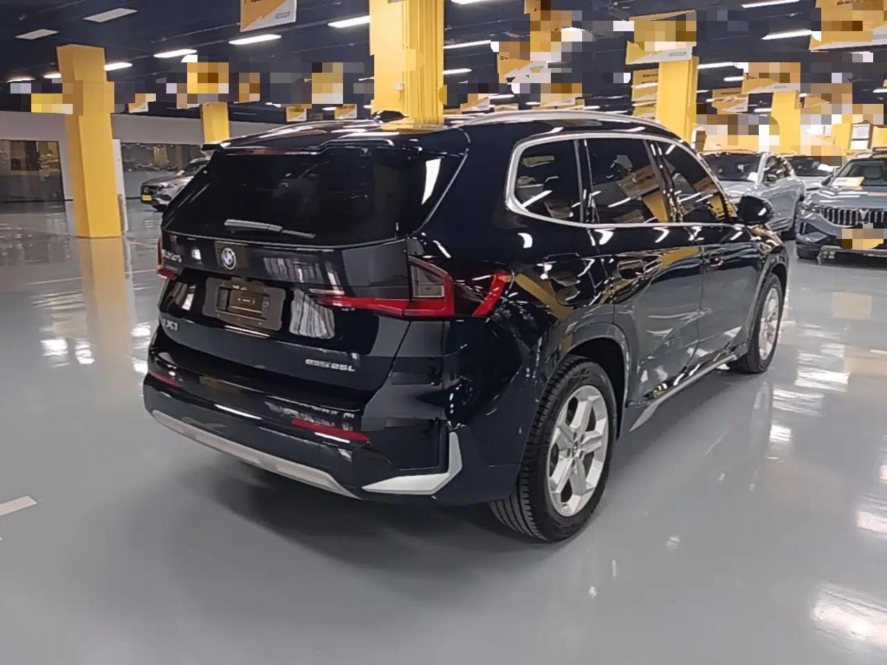BMW iX1 2023 eDrive25L X Design Package — миниатюра 6