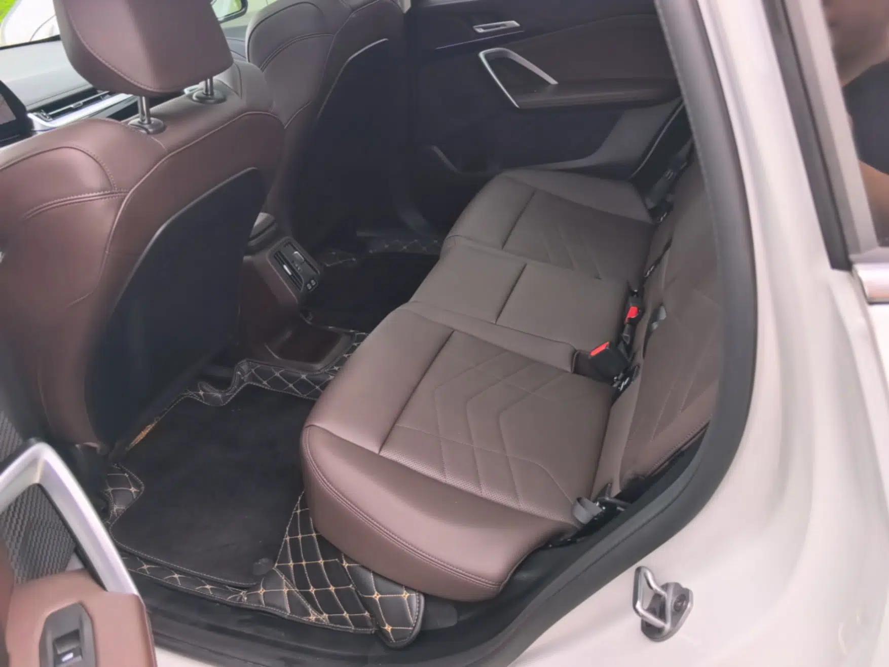 BMW iX1 2025 eDrive25L X Design Package — миниатюра 20
